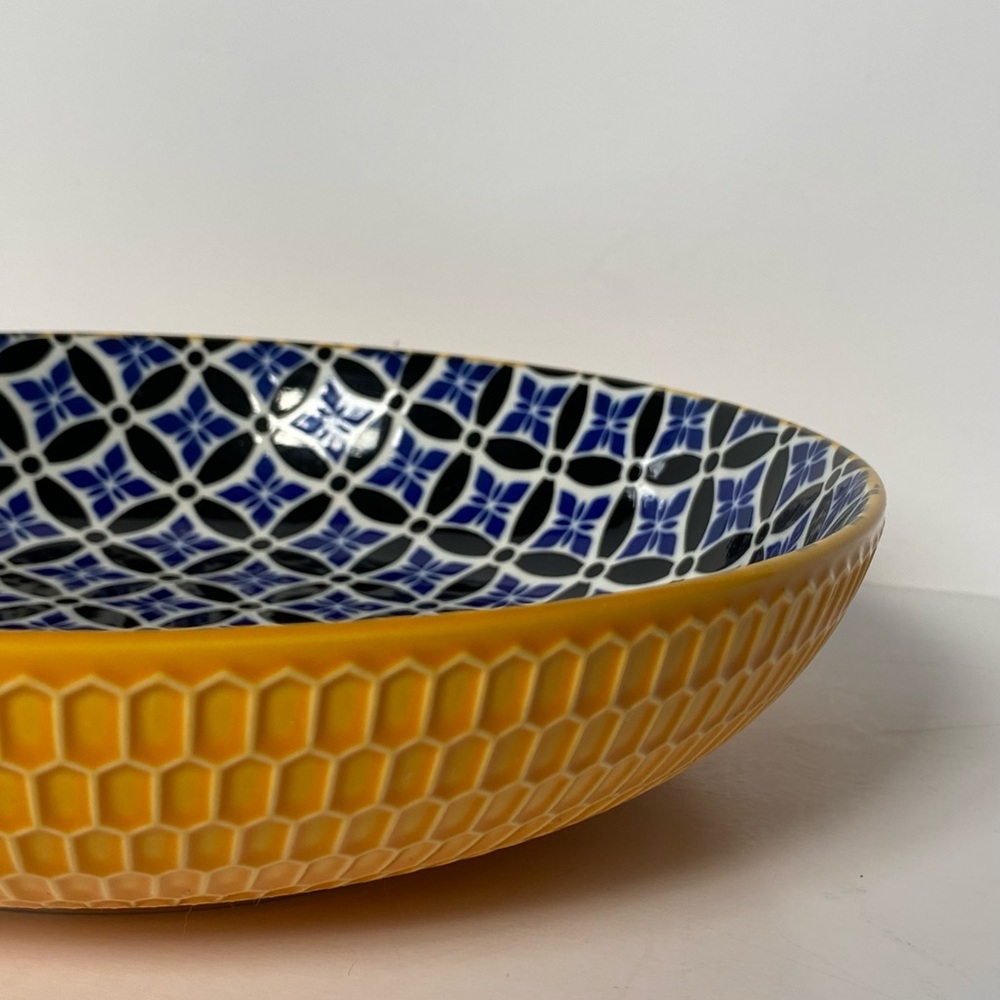 Metahom Serving Bowl Ceramic 8.75” Blue Yellow Honeycomb Bottom Floral Print - Picture 9 of 16